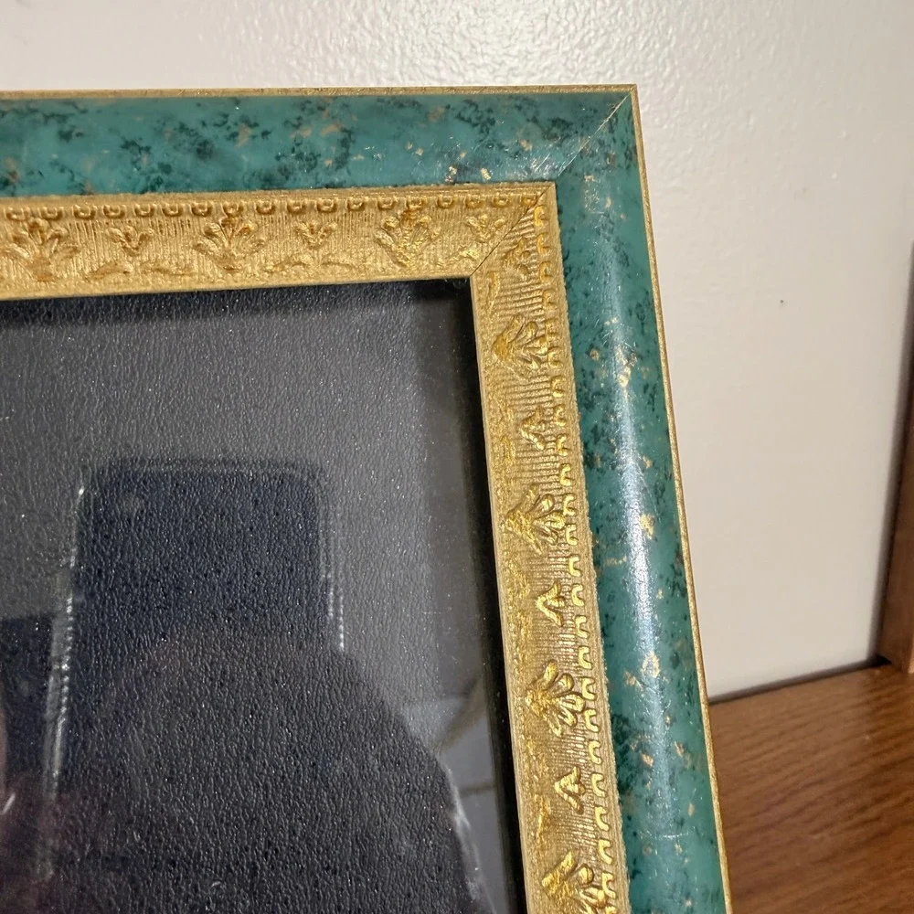 Vintage Green Gold Picture Frame 5x7 Easel Back Hollywood Regency